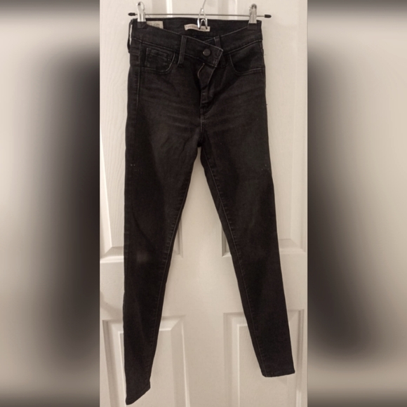 Levi's 720 High Rise Super Skinny Jeans - Picture 2 of 7